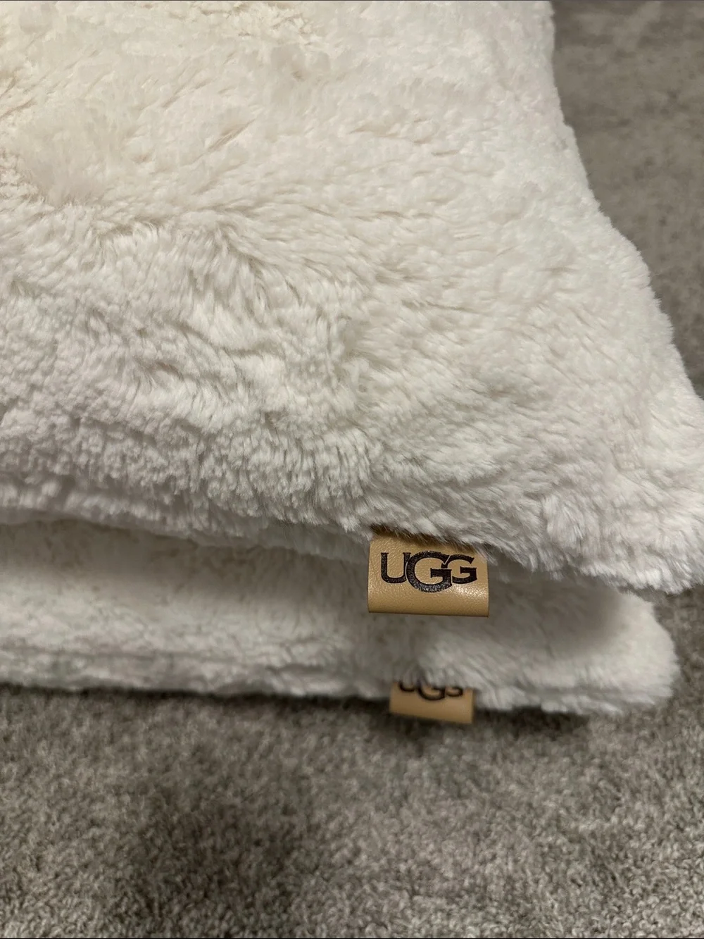 Ugg Plush Faux Fur Throw Pillows (Set of 2) - White